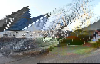 Foto 1 - Spacious Holiday Home Close to the sea