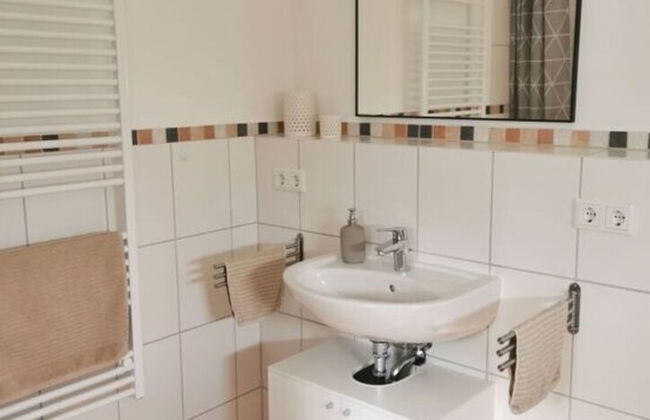 Inviting Apartment Near Lake - Foto 14