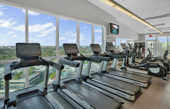 Amazing Studio Near CocoWalk - Photo 18