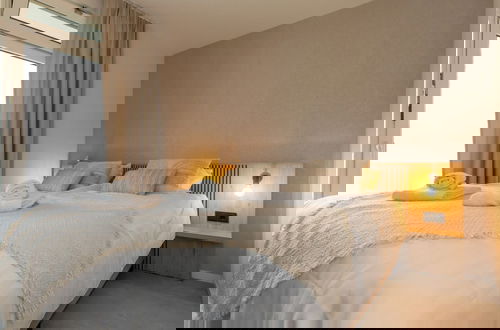 Foto 3 - Luxury Apartment With Sauna by the sea