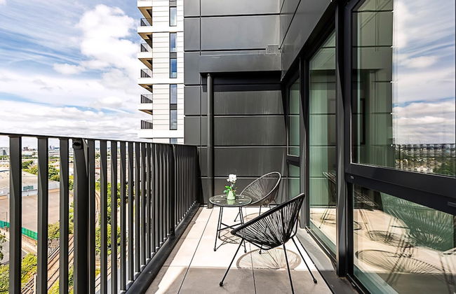 Contemporary Two Bedroom Apartment - Foto 8