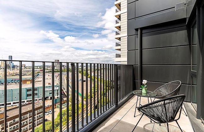 Contemporary Two Bedroom Apartment - Foto 7