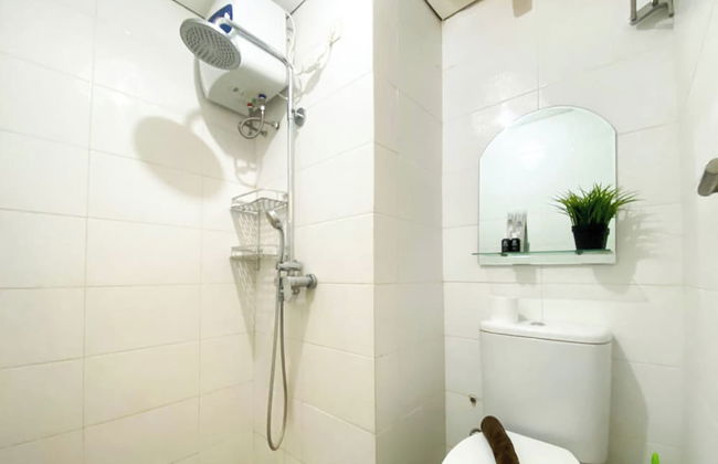Good And Homey Studio At Candiland Apartment - Foto 8