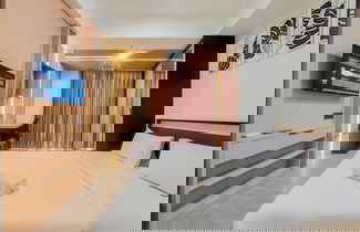 Foto 3 - Restful And Cozy Stay Studio With Balcon At Collins Boulevard Apartment