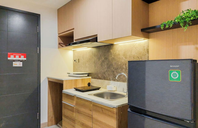 Restful And Cozy Stay Studio With Balcon At Collins Boulevard Apartment - Foto 5