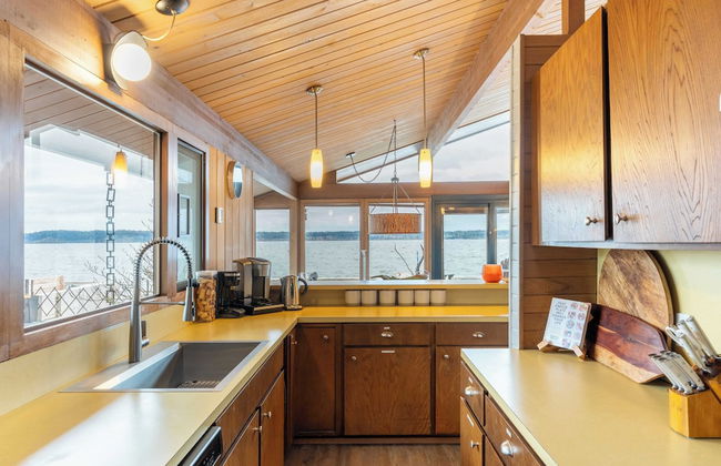 Oceanfront w/ Game Room, Fire Pit, Panoramic Views Angels Landing by Avantstay - Foto 13