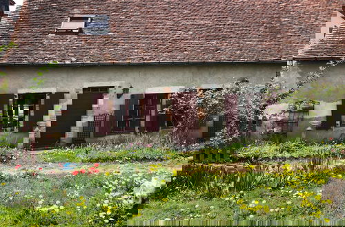 Foto 27 - Charming Home by River Allier Hiking Trails