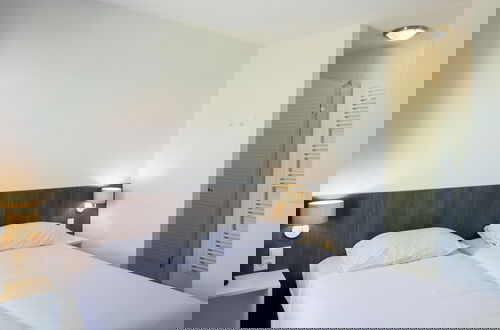 Foto 4 - Luxurious Villa With Dishwasher, Only 500 m. From the sea