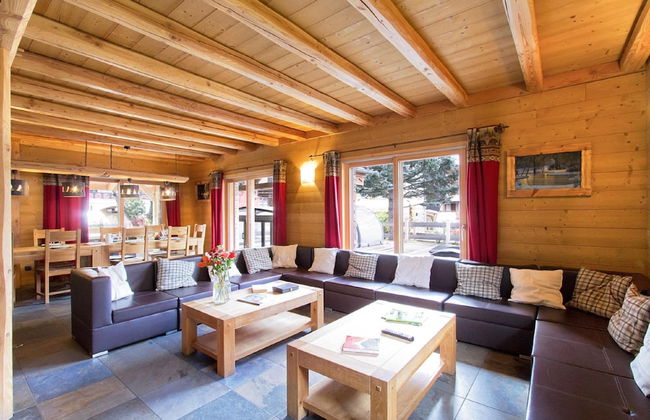 Chalet in Les Deux Alpes With Private Pool - Foto 9