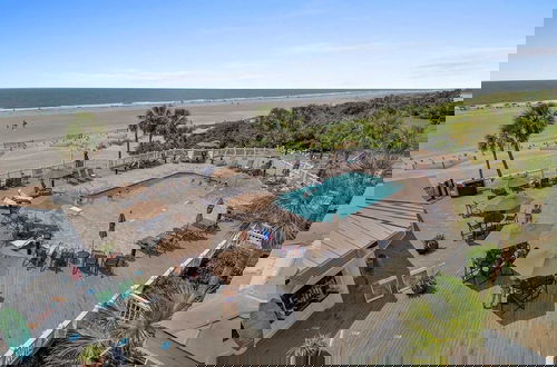 Foto 10 - 75 Grand Pavilion by Avantstay Steps From Beach + 2 Community Pools