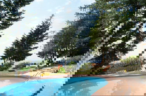 Foto 7 - Charming Cottage With Panoramic Pool
