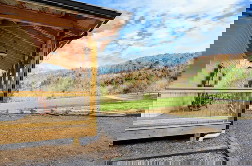 Photo 30 - Idyllic Mountain by Avantstay Outdoor Living