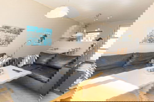 Photo 5 - 5 Person Holiday Home in Hals