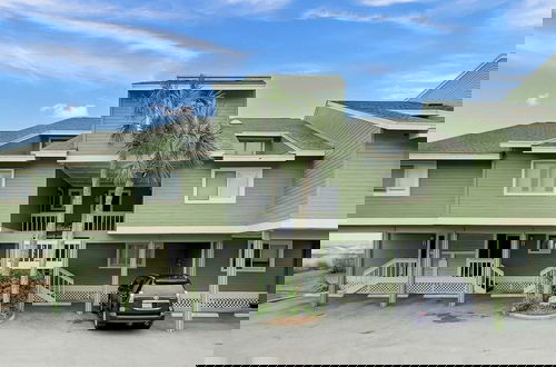 Photo 31 - 11E Mariners Walk by Avantstay Ocean Views Beachfront Living Shared Pool