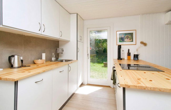 6 Person Holiday Home in Skibby - Foto 7