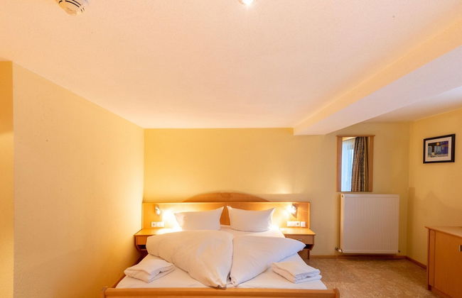 Apartment in Langenfeld With Infrared Sauna - Photo 8