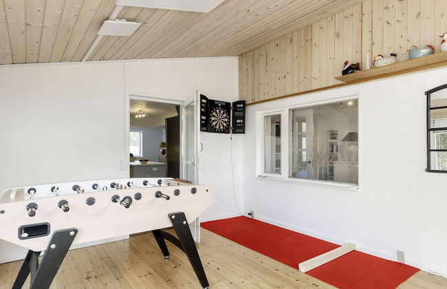 8 Person Holiday Home in Nykobing F - Foto 10