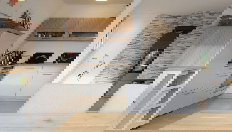 Foto 1 - Penthouse Apartment With Pool