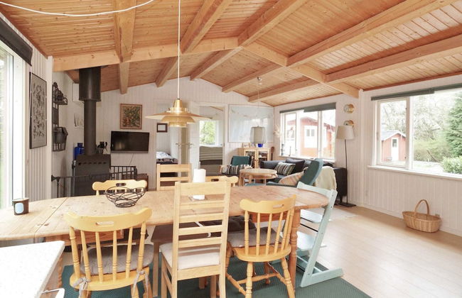 8 Person Holiday Home in Nykobing Sj - Foto 14