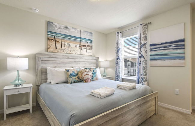 Relax in Style Pool, Resort Amenities, Near Disney - Photo 9