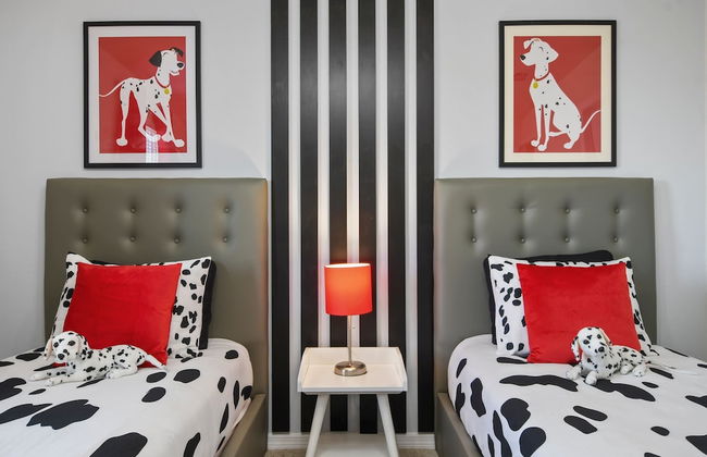 Relax in Style Pool, Resort Amenities, Near Disney - Photo 6