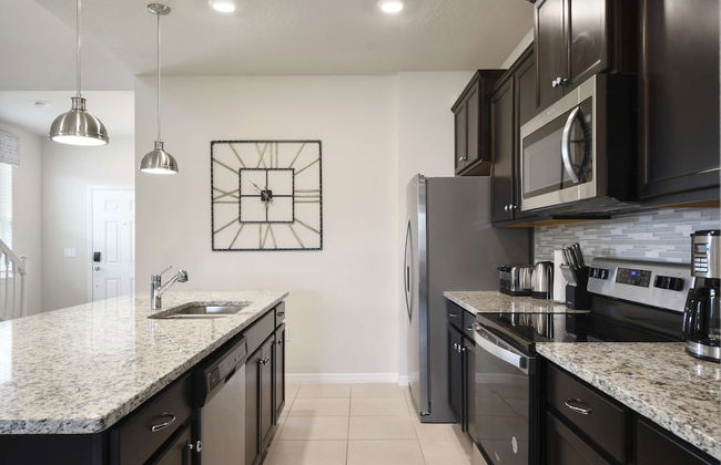 Relax in Style Pool, Resort Amenities, Near Disney - Photo 14