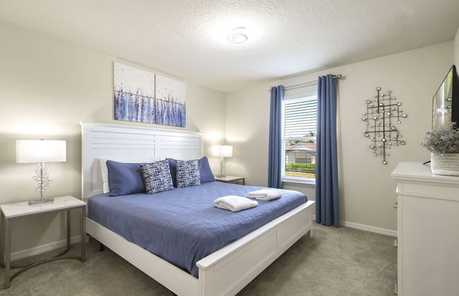 Relax in Style Pool, Resort Amenities, Near Disney - Photo 3