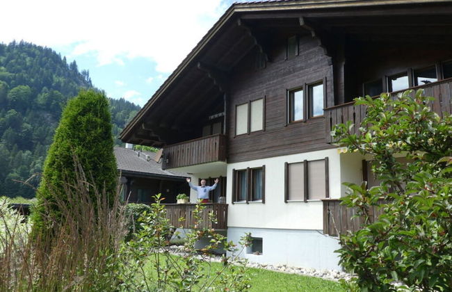 Charming Apartment in Lenk - Foto 1