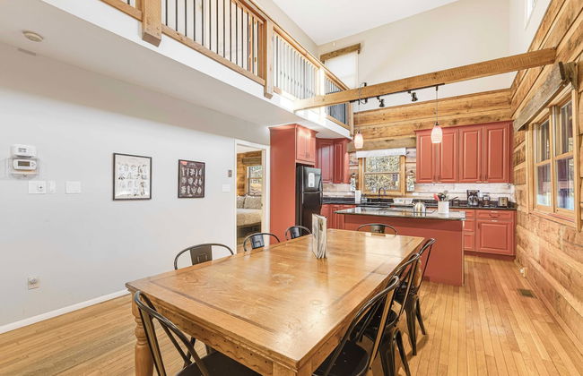 Red Cedar by Avantstay Cabin w/ Hot Tub + Views! - Photo 30