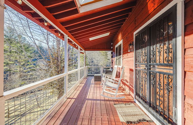 Red Cedar by Avantstay Cabin w/ Hot Tub + Views! - Photo 14