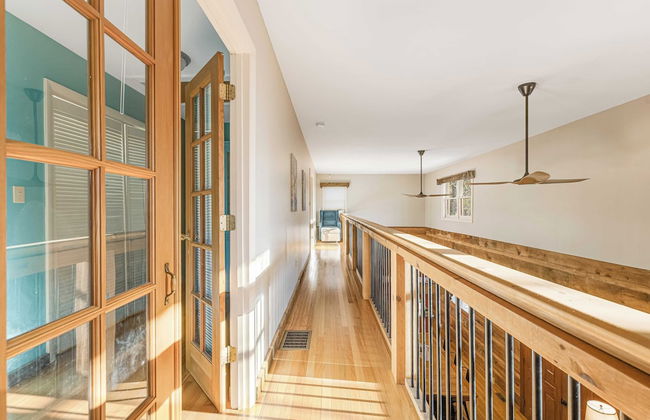 Red Cedar by Avantstay Cabin w/ Hot Tub + Views! - Photo 12
