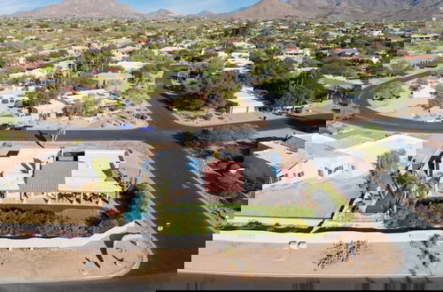 Foto 47 - Sonoran Sunshine by Avantstay Pool, Putting Green, Bbq, Ping Pong, Pool Table! Entertainers Wonderland!