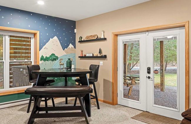 Mews Mountain House by Avantstay Walk to Beach, Hot Tub, Game Room - Foto 17