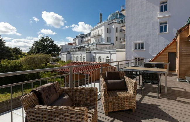 Nice Holiday Home With Terrace - Foto 24