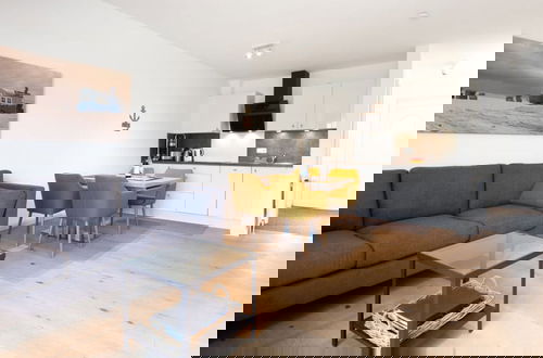 Foto 5 - Nice Holiday Home With Terrace
