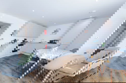 Foto 43 - Hilltop Serviced Apartments - Salford