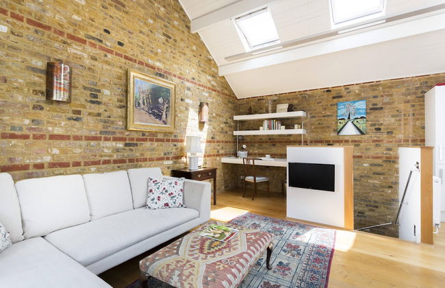 Gironde Road by Onefinestay - Photo 8