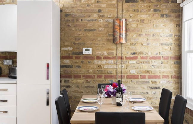 Gironde Road by Onefinestay - Photo 14