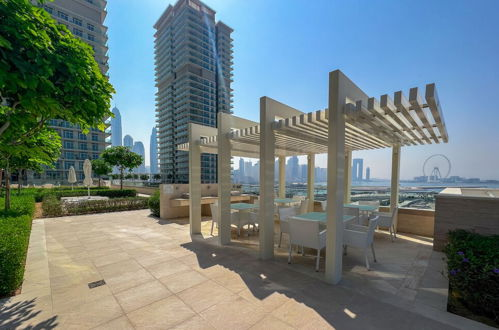 Foto 33 - Stylish 2BR in Emaar Beach Front w/ Private Beach