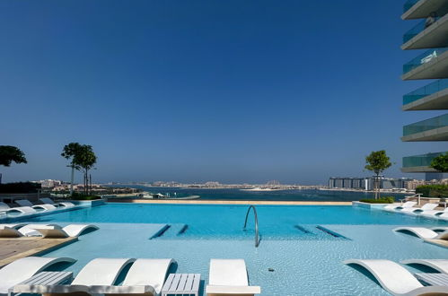 Foto 27 - Stylish 2BR in Emaar Beach Front w/ Private Beach