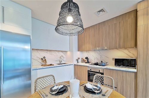 Photo 9 - Stylish 2BR in Emaar Beach Front w/ Private Beach