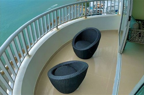 Foto 6 - Apartment of 2 Bedrooms With Balcony Facing the sea