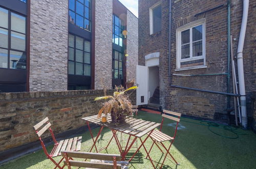 Photo 19 - 2BD Flat With Private Balcony - Shoreditch