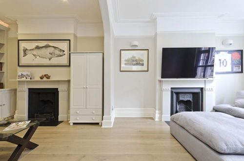 Foto 35 - Stunning 4-bed Family Home With Garden Fulham