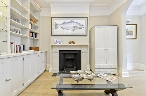 Photo 51 - Stunning 4-bed Family Home With Garden Fulham