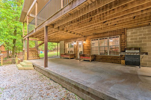 Photo 18 - Lakefront Hideaway in Scranton: Spacious Deck