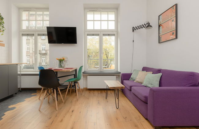 Apartment Warsaw's Praga by Renters - Photo 10