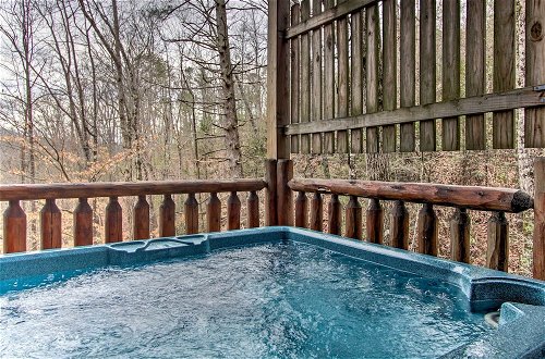 Photo 3 - Family Cabin w/ Private Hot Tub & Game Room