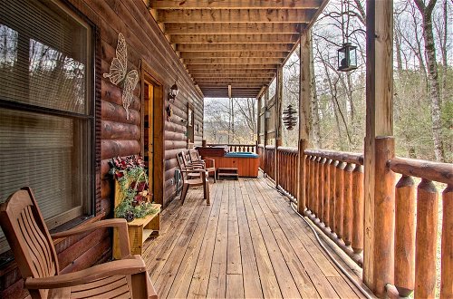 Photo 2 - Family Cabin w/ Private Hot Tub & Game Room