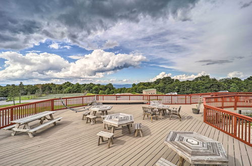 Photo 5 - Beech Mountain Condo Near Hiking & Mountain Biking